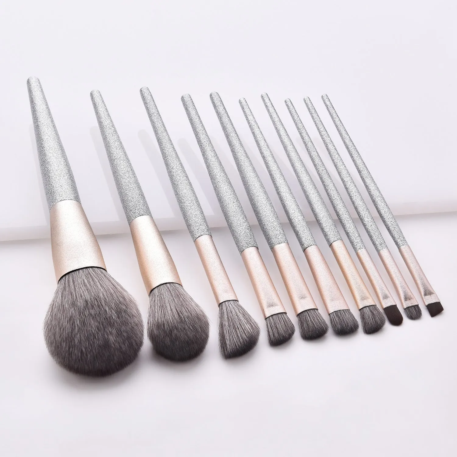 10 Piece Silver Shimmer Pro Sleek Brush Set - MQO 25 pcs