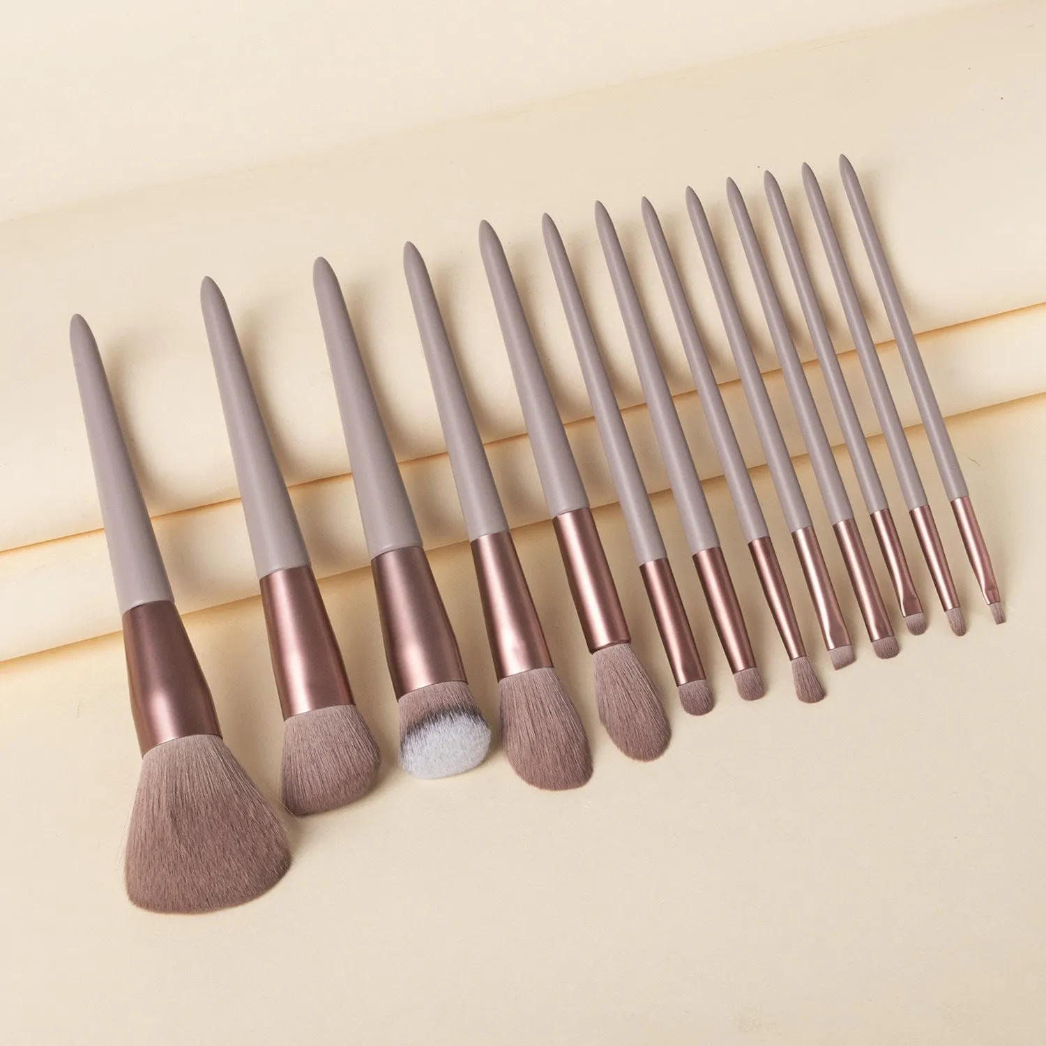 12 Piece Designer Pro Chocolate Brush Set - MQO 25 pcs