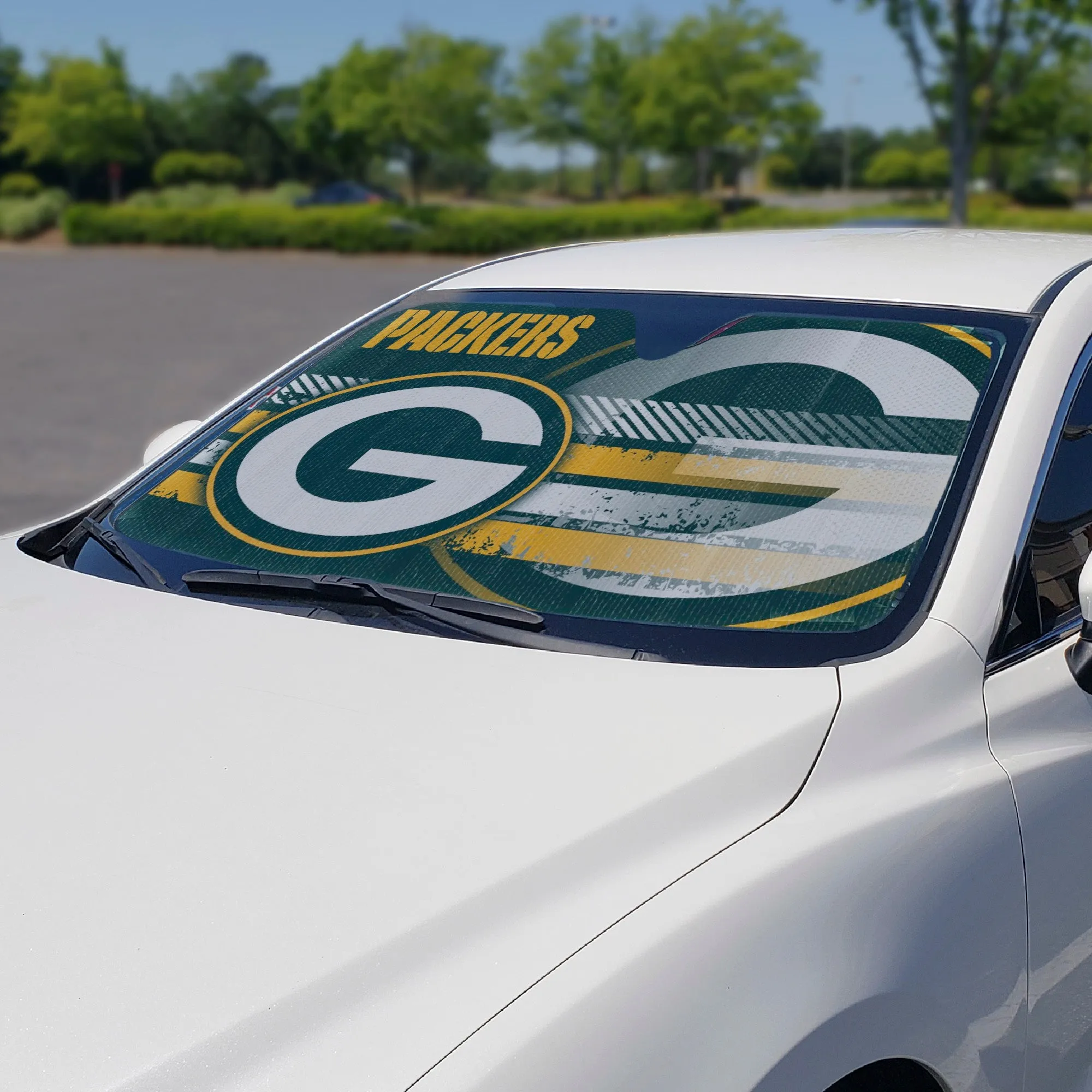 Fanmats Green Bay Packers Windshield Sun Shade