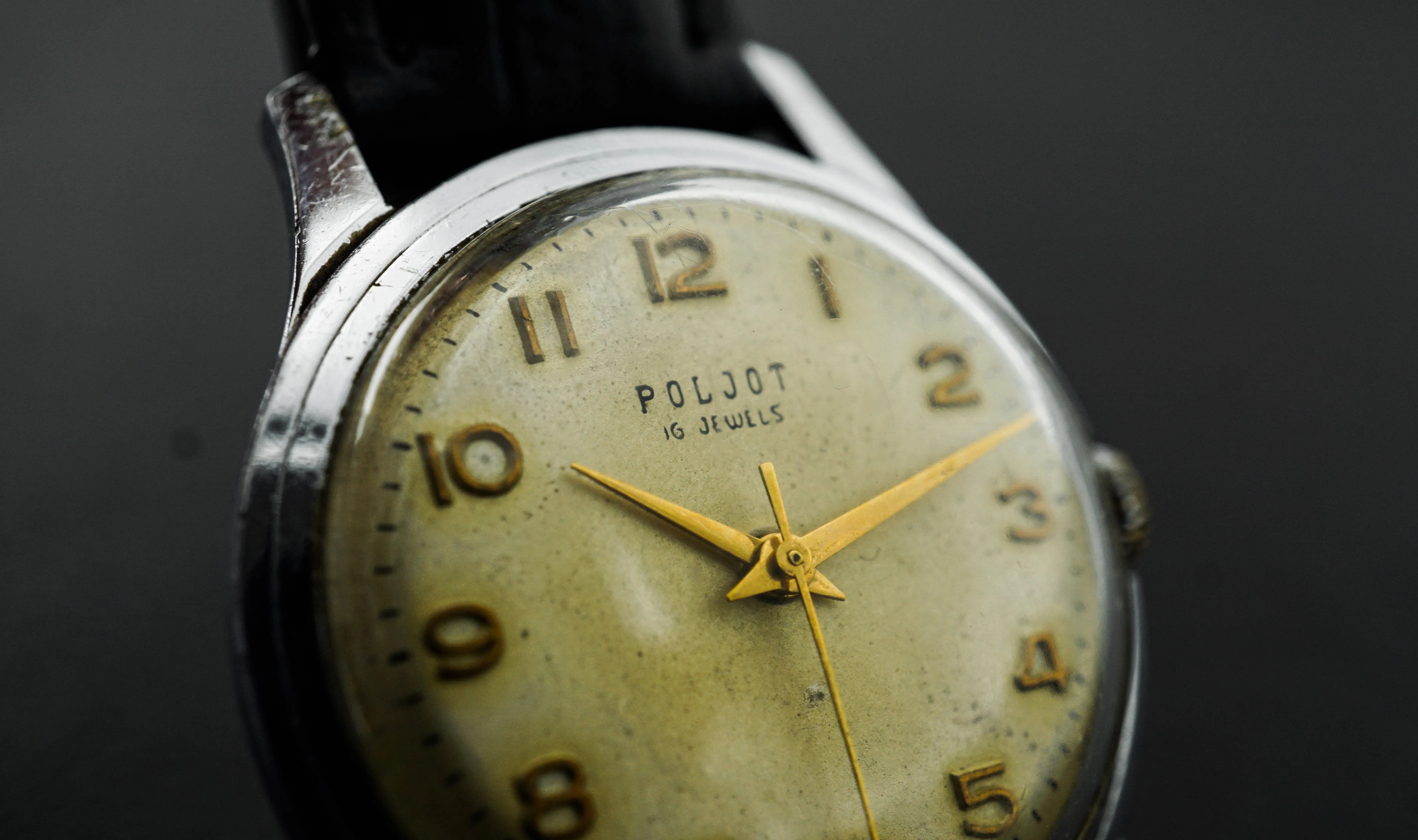 Vintage POLJOT 1MCHZ soviet mechanical mini wristwatch